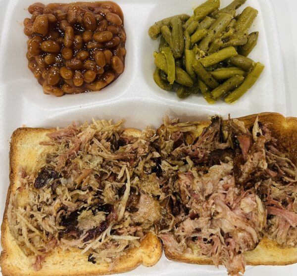 Pulled Pork Sandwich Dinner